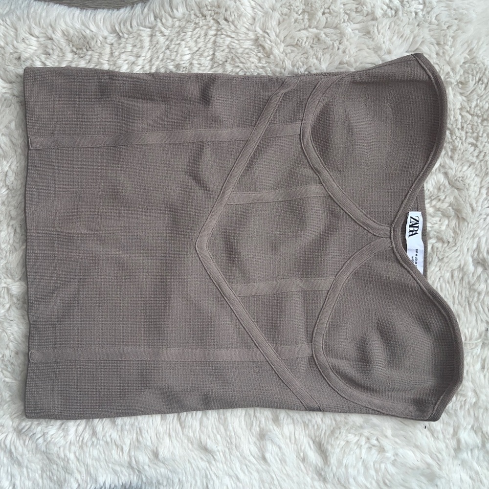 Deep neutral/Beige Zara tube top